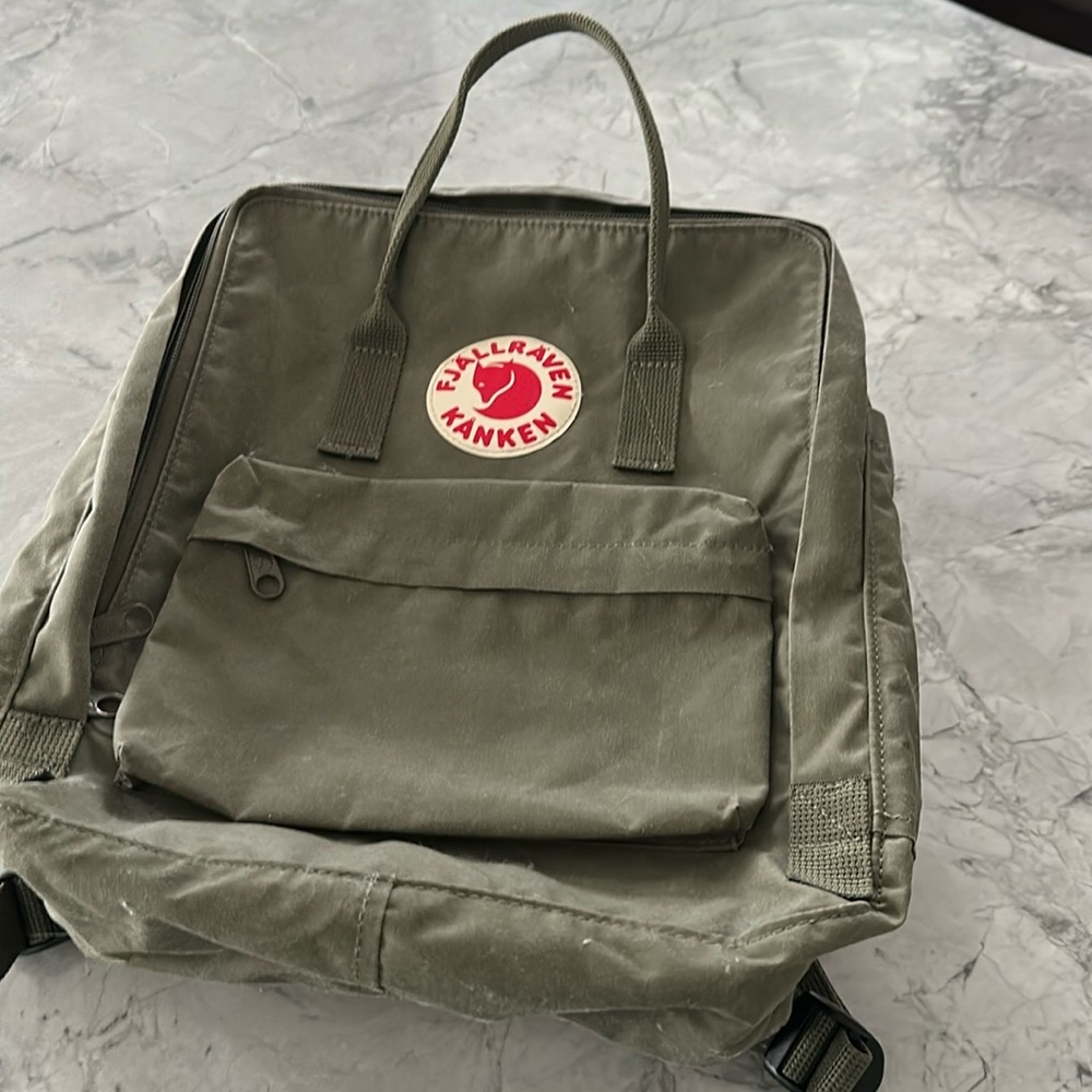 Fjallraven Kanken Backpack. Great Condition